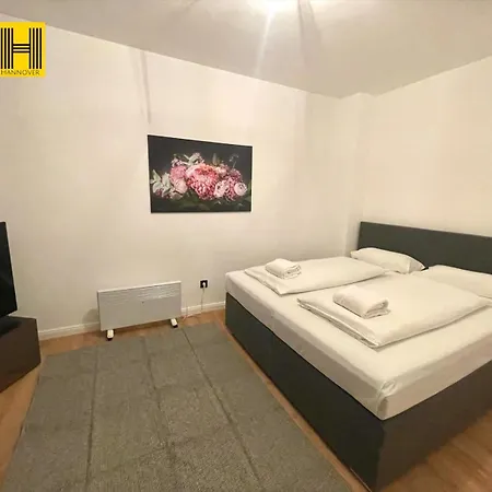 Schöne Neue In Ruhiger Lage Apartment